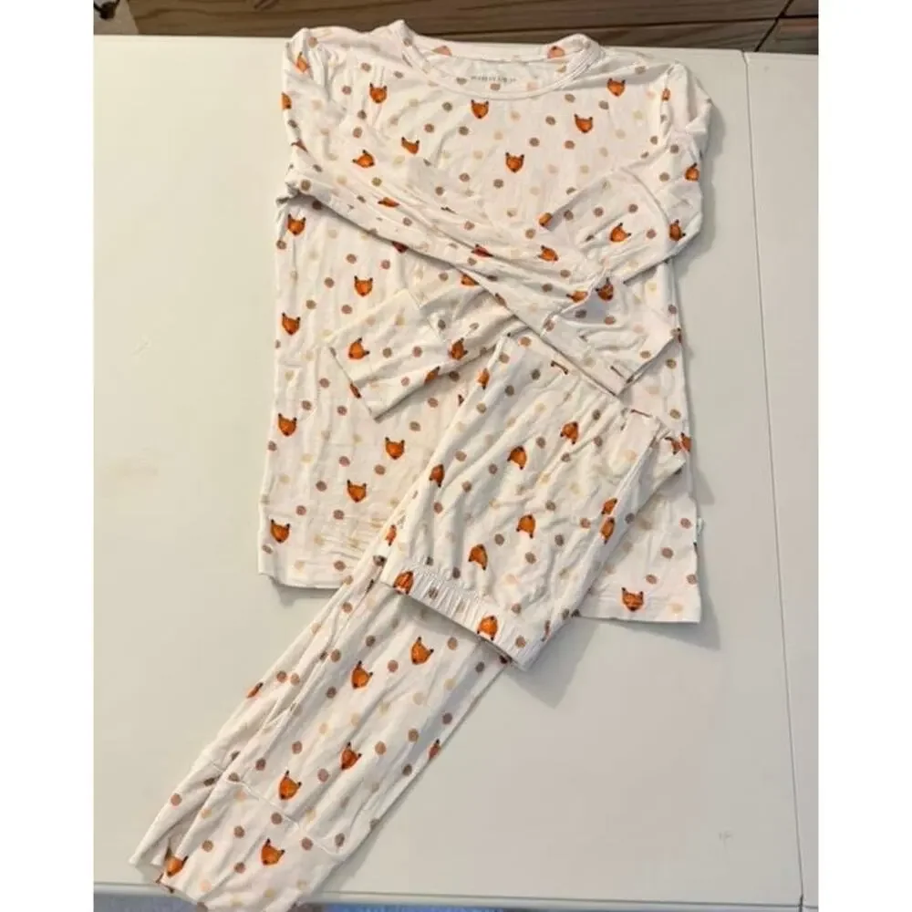 POSH PEANUT kid's long sleeve pajama set in lionel fox print sz. 5-6T